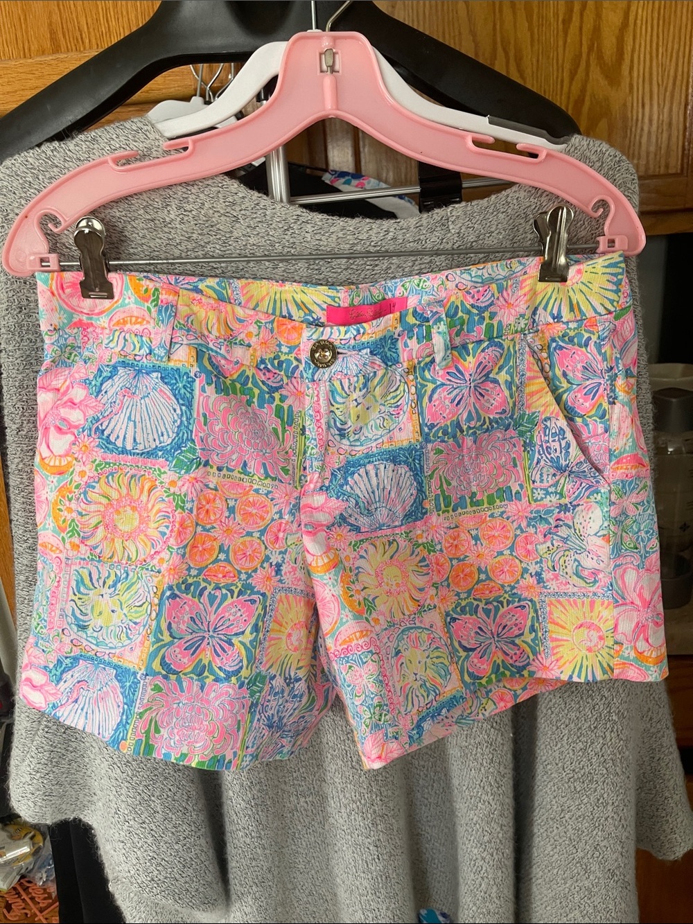 Lilly Pulitzer Pink Multi Patch My Drift Lions Shells Shirt size 4